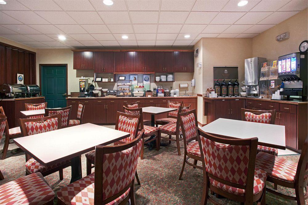 Country Inn & Suites By Radisson, Kearney, Ne Restaurant photo